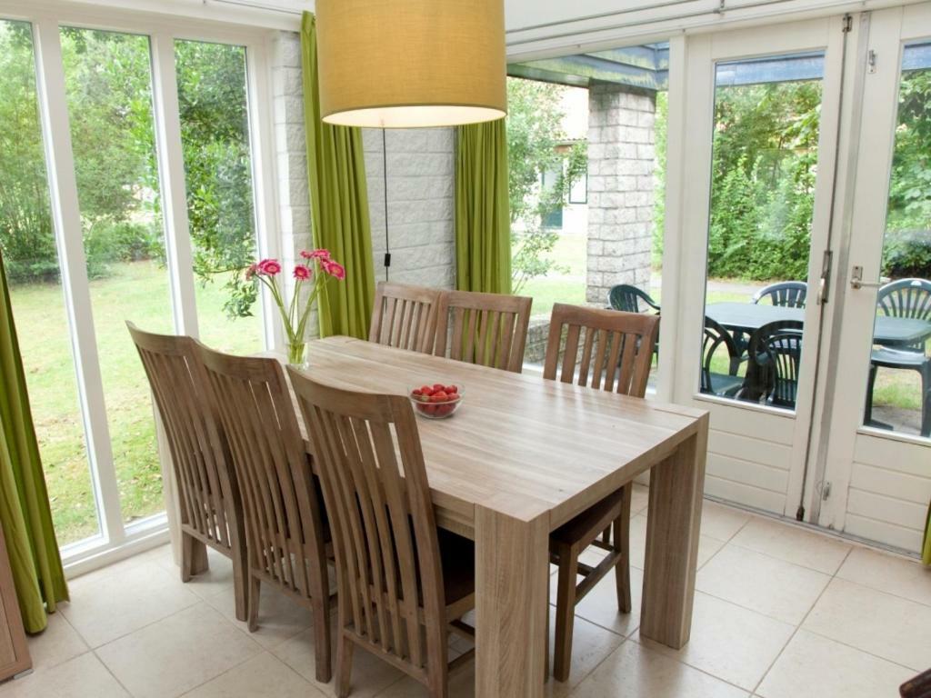 Hôtel Landal De Bloemert à Zuidlaren Extérieur photo